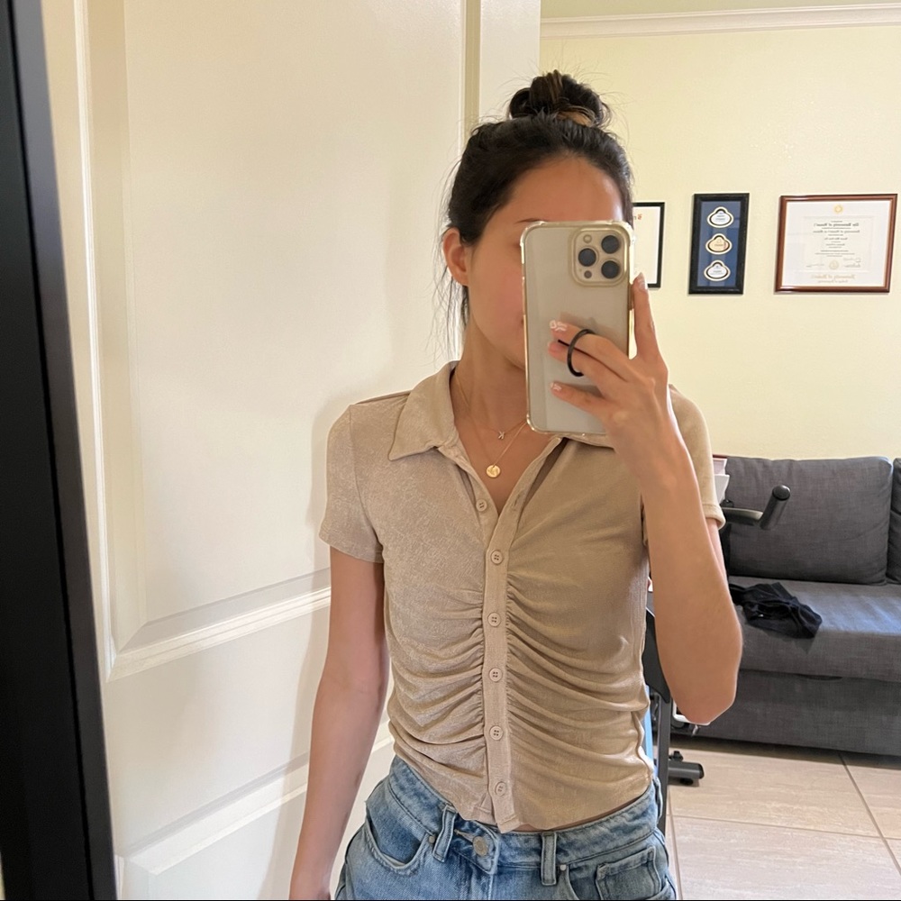 Glassons Ruched Button Front Shortsleeve Top